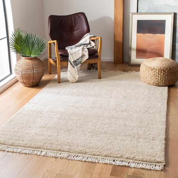 Casablanca Beige 4 ft. x 6 ft. Gradient Solid Area Rug