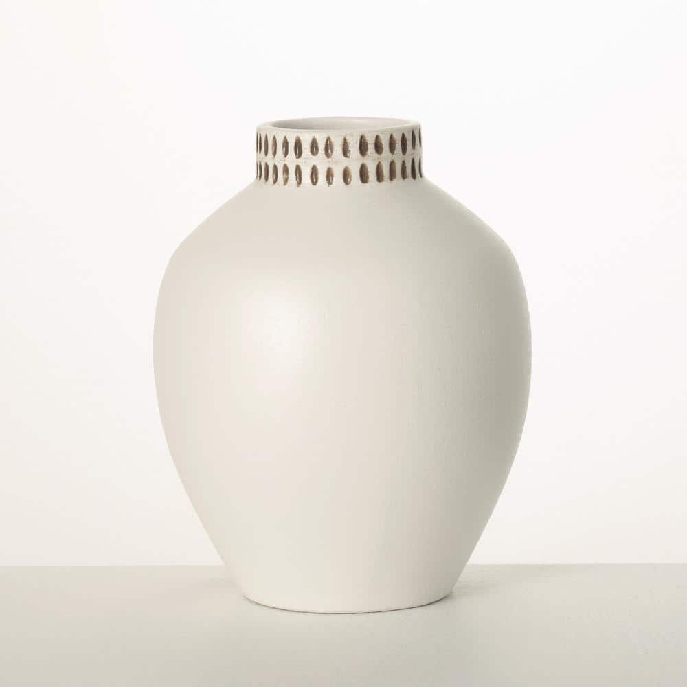 https://images.thdstatic.com/productImages/9d738c92-f896-4c6d-9fd2-f52de05004c5/svn/white-sullivans-vases-cm3124-64_1000.jpg