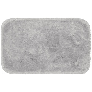 Finest Luxury Platinum Gray 24 in. x 40 in. Plush Nylon Bath Mat