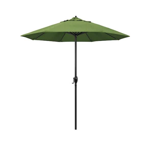 California Umbrella 7.5 ft. Black Aluminum Market Patio Umbrella Auto Tilt in Spectrum Cilantro Sunbrella