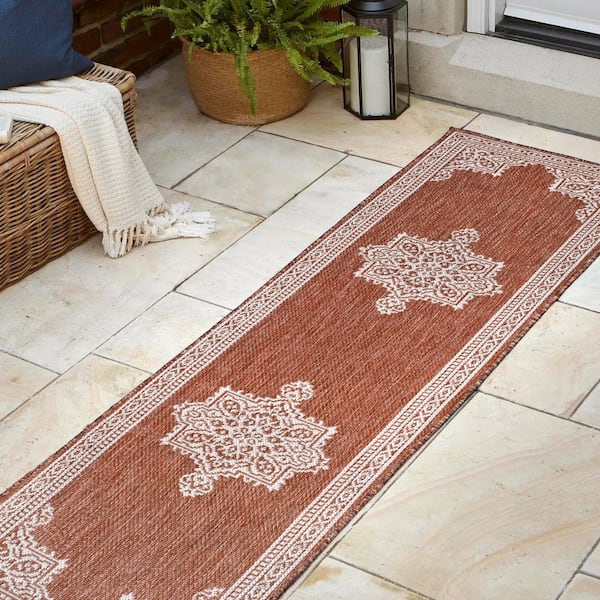 Arden Vintage Casual Medallion Terra/Cream 2 ft. x 8 ft. Indoor/Outdoor Runner Rug