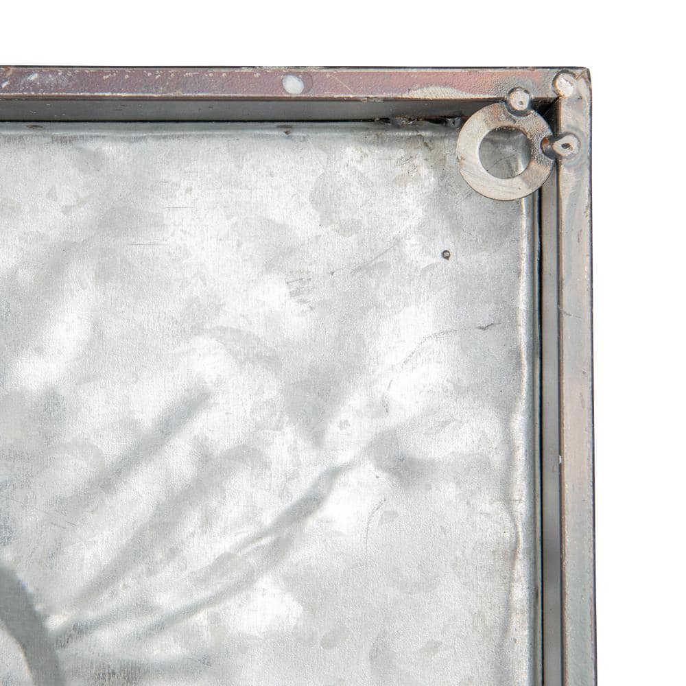 Distressed Antique White Metal Floral Bouquet Wall Décor