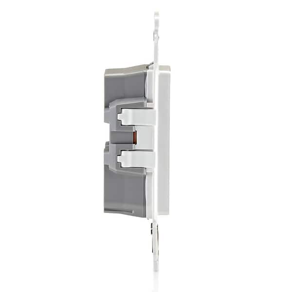 Leviton - Decora 15 Amp 125 V Tamper Resistant Duplex Outlet/Receptacle, White (1-Pack) E5325-SW