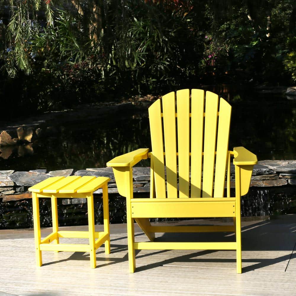 Sunburst Yellow Plastic Oval Outdoor End Table
