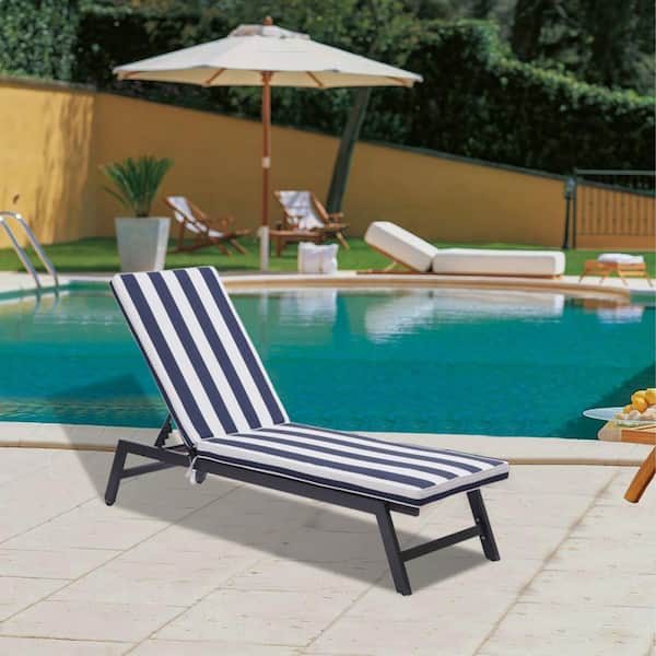 Striped sun lounger online cushions