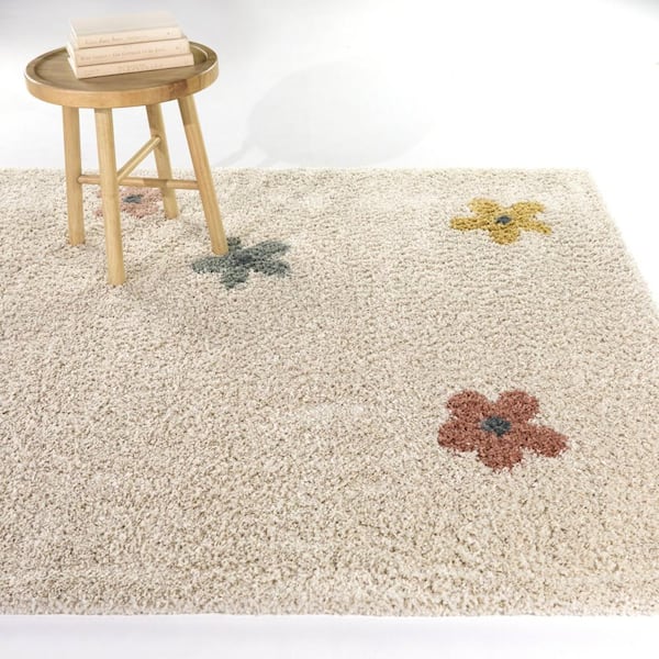 Gardner Cream 5 ft. x 7 ft. Floral Area Rug