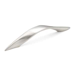 Niagara Collection 5-1/16 in. (128 mm) Center-to-Center Brushed Nickel Contemporary Drawer Pull