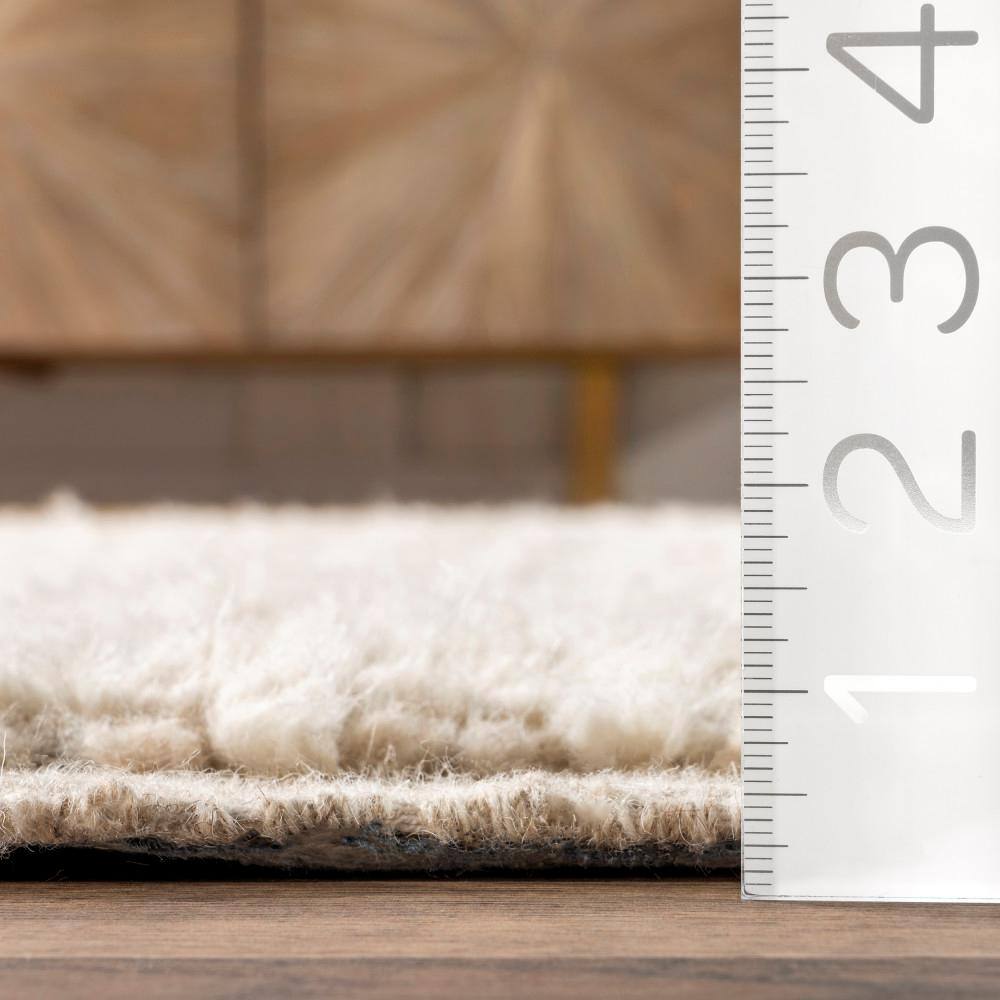 Beige Crosshatch Tufted Shag Wool 4' x 6' Rug