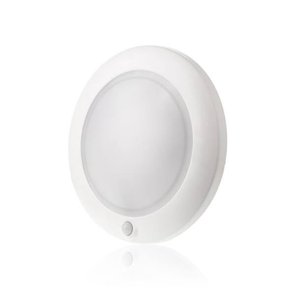 HALCO LIGHTING TECHNOLOGIES 15-Watt 6 in. CCT Selectable Integrated LED Recessed Surface Downlight Trim Dimmable Wet Location CEC w Motion Sensor