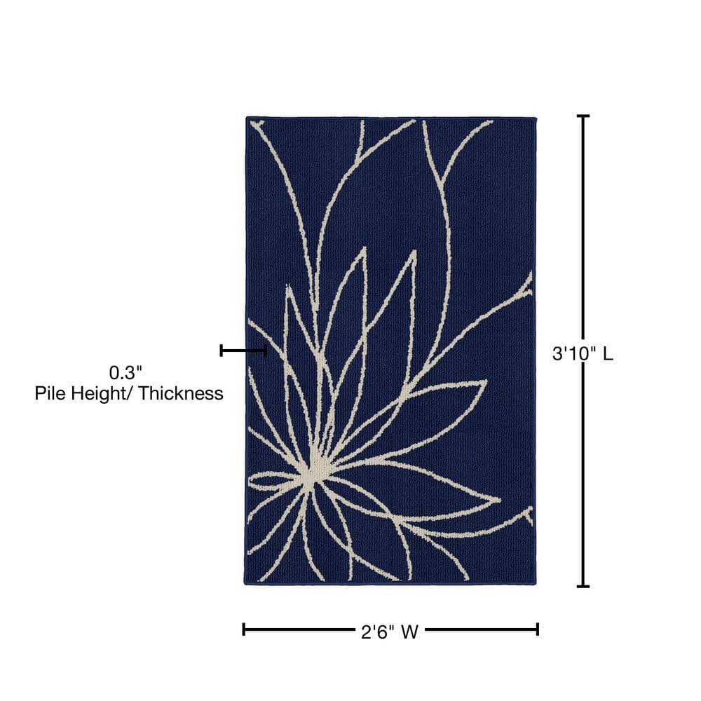 Indigo and Ivory Floral Polypropylene Indoor Accent Rug, 30" x 46"
