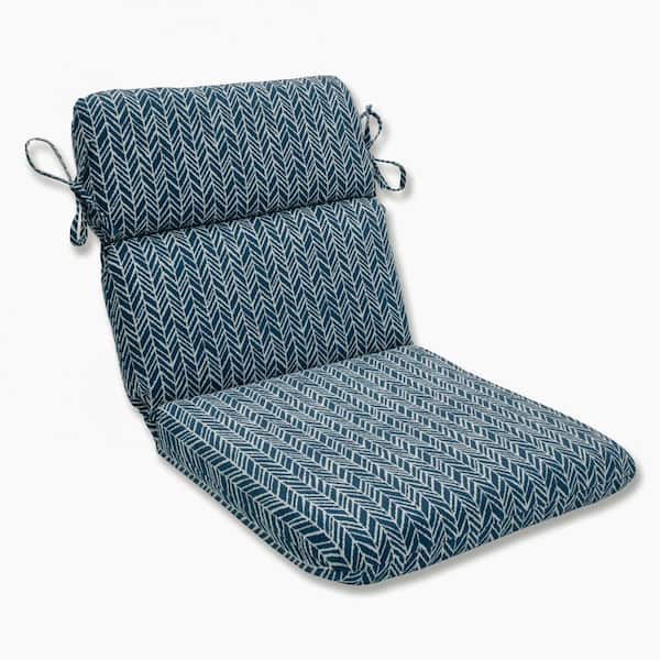 Pillow Perfect Herringbone 21 in. W x 3 in. H Deep Seat, 1-Piece Chair Cushion with Round Corners in Blue/Ivory Herringbone