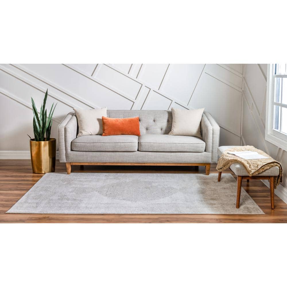 Ivory Medallion Easy-Care 9'x12' Rectangular Synthetic Rug