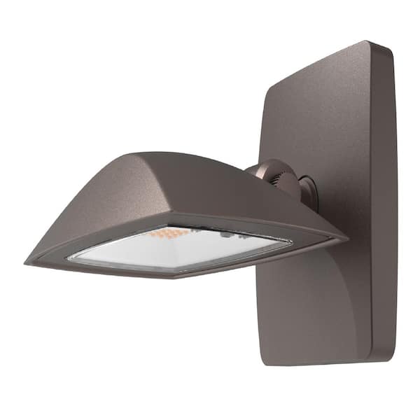 HALO ARFL series, 45-Watt, Bronze, Outdoor Integrated LED Architectural Residential Floodlight, Dusk to Dawn, 5000 Max Lumens