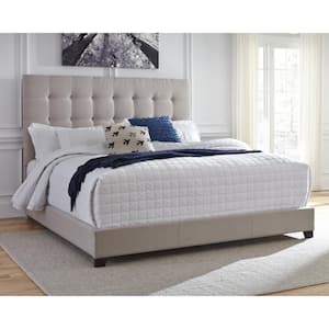 Dolante Beige Wood Frame Queen Panel Bed with Button Tufting