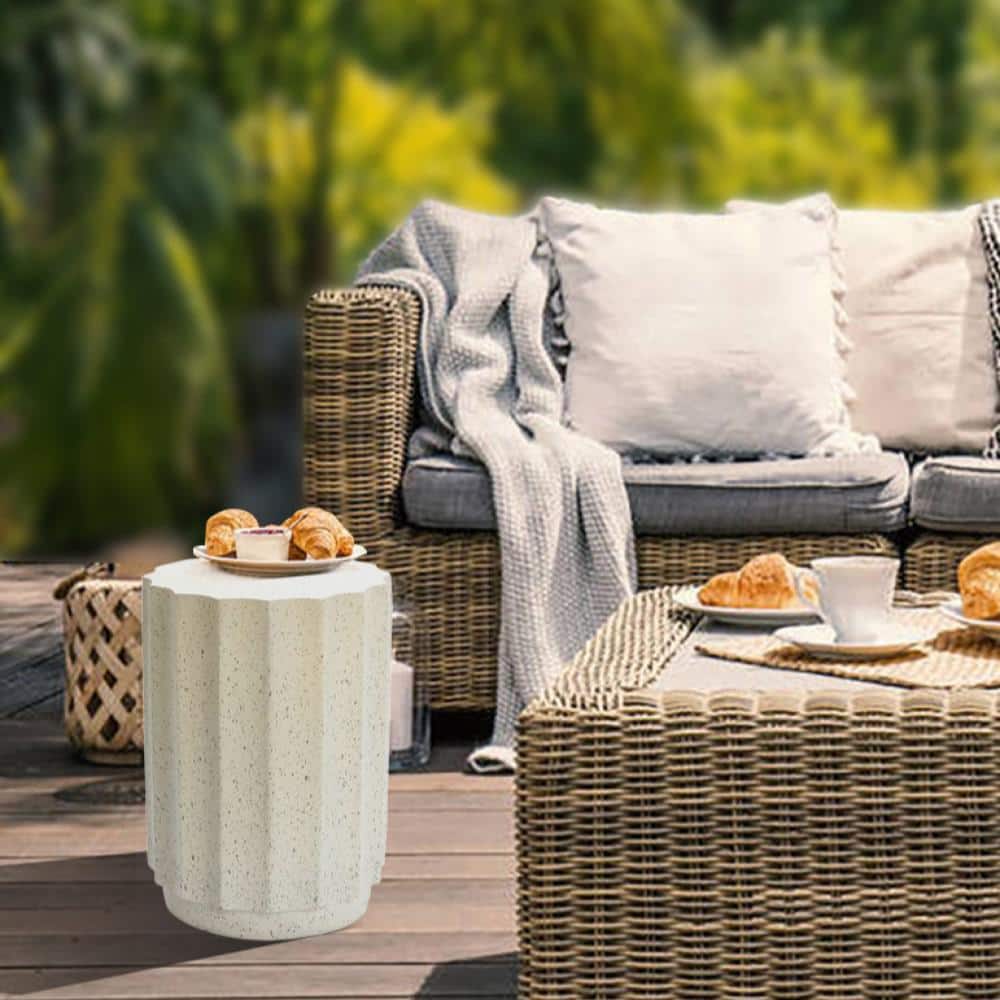 LuxenHome Off White and Gray Cement Fluted Round Side Table