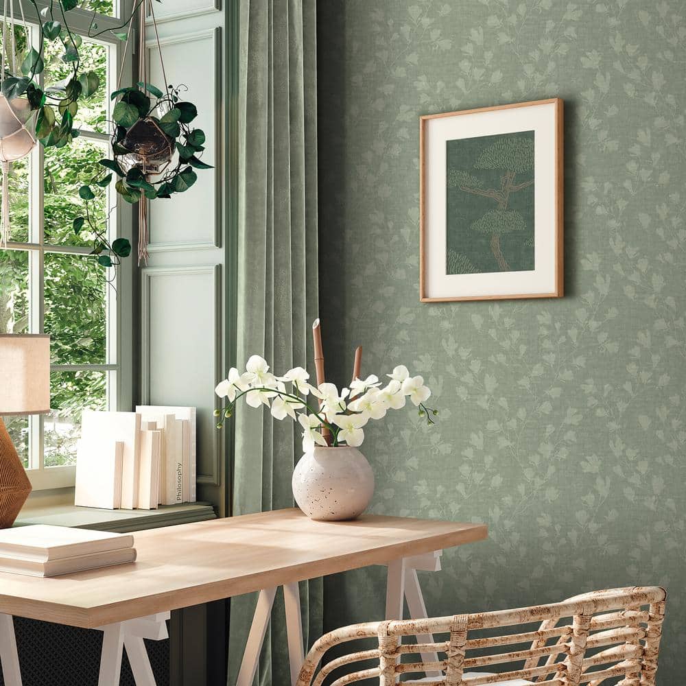 Green Floral Non-Woven Embossed Wallpaper Roll