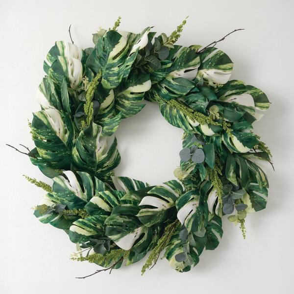 Sullivans Leaf Wreath