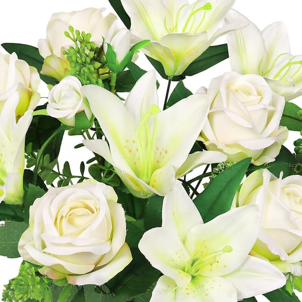 LIVING LUXURY 18 in. Cream White Artificial Mixed Rose Stargazer