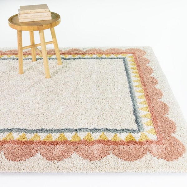 Ginette Pink 8 ft. x 10 ft. Scallop Border Area Rug