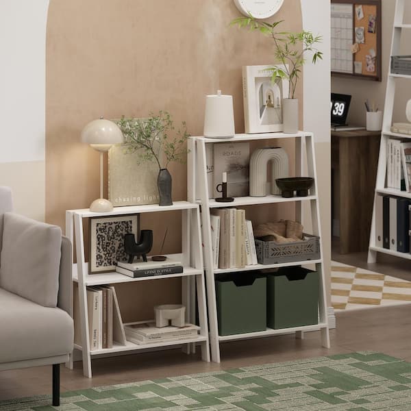 Furinno 26.97 in. tall White Wood 3-Shelf Ladder Bookcase