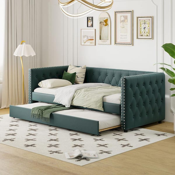 Harper & Bright Designs Riveted Tufted Design Green Twin Size Velvet Daybed with a Trundle