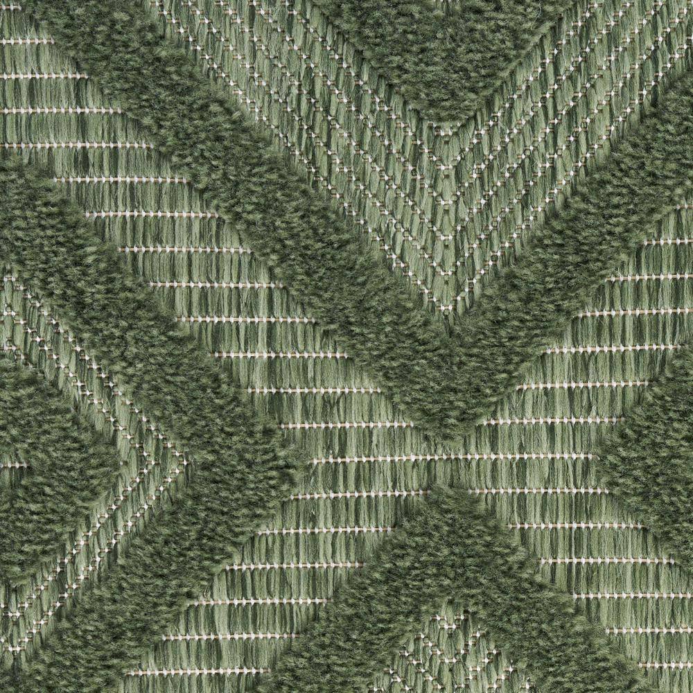 Green Diamond Pattern Synthetic Flatweave Indoor/Outdoor Rug 5' x 7'