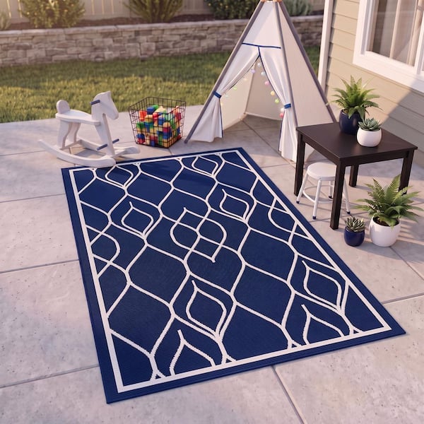 Blue and Black 5 X 8 ft. Plastic Waterproof Outdoor and Indoor Area Rug, for Patio, Picnic, Backyard