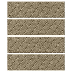 Waterhog Argyle Camel 8.5 in. x 30 in. PET Polyester Indoor Outdoor Stair Tread Cover (Set of 4)