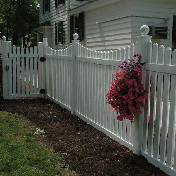 Richmond 4 ft. W x 5 ft. H White Vinyl Picket Fence Gate
