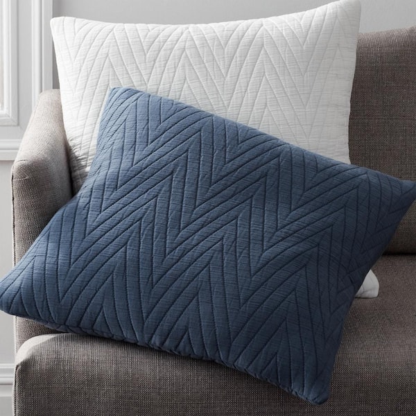 Coordinating Decorative Throw Pillow Covers, Square, 18 x 18, Blue, Set  of 4, Stripes and Geometric Patterns with Tassels for Living Room, Bed, and  Sofa 