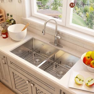 Single-Handle Retro Tulip High Arc Pull Down Sprayer Kitchen Faucet Deck Mount Kitchen Faucet in Brushed Nickel