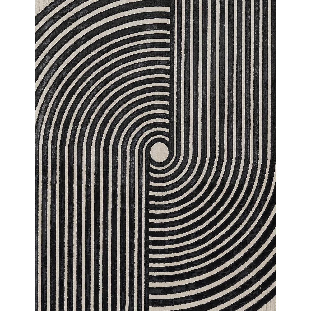 Xander Black and Ivory Geometric Rectangular Area Rug 5'3" x 7'6"