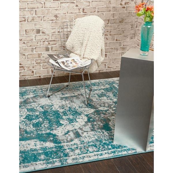 Sofia Salle Garnier Turquoise 2' 0 x 6' 7 Runner Rug