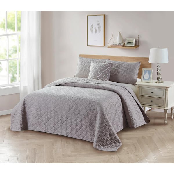 BIBB HOME 4-Piece Taupe Solid Full/Queen Microfiber Quilt Set with Cushion