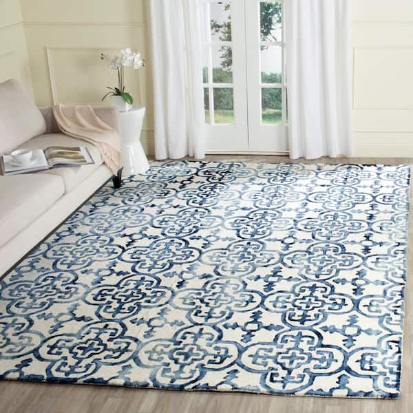 Dip Dye Ivory/Navy 8 ft. x 10 ft. Floral Geometric Medallion Area Rug