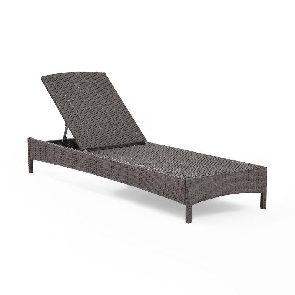 Palm Harbor Outdoor Wicker Chaise Lounge with Navy Cushions