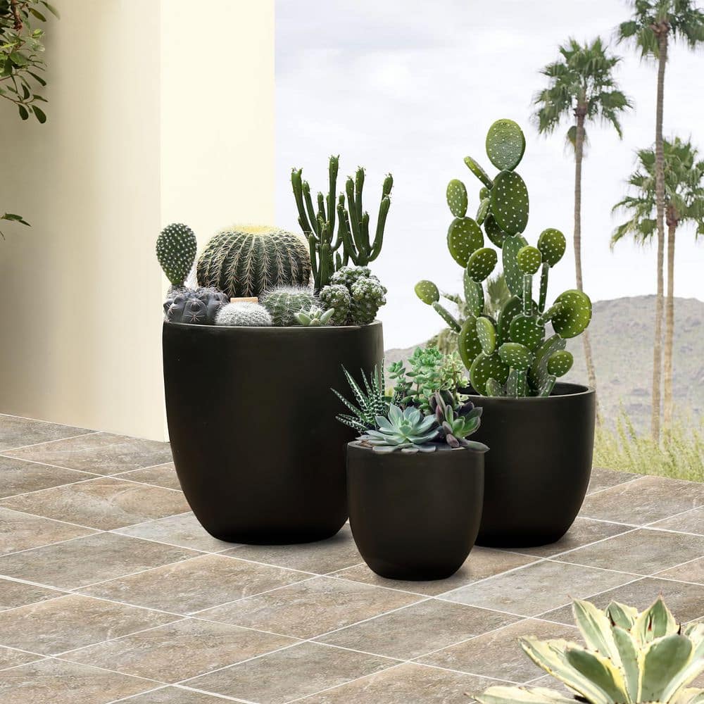 Black Round Magnesium Oxide Outdoor Planter
