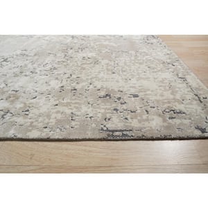 Beige / Gray 7.10 ft. x 9.10 ft. Hand-Knotted Wool Modern Hand Crafted Rug Area Rug