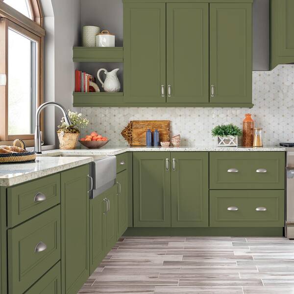 BEHR PREMIUM 1 qt. #S360-6 Secret Meadow Satin Enamel Interior