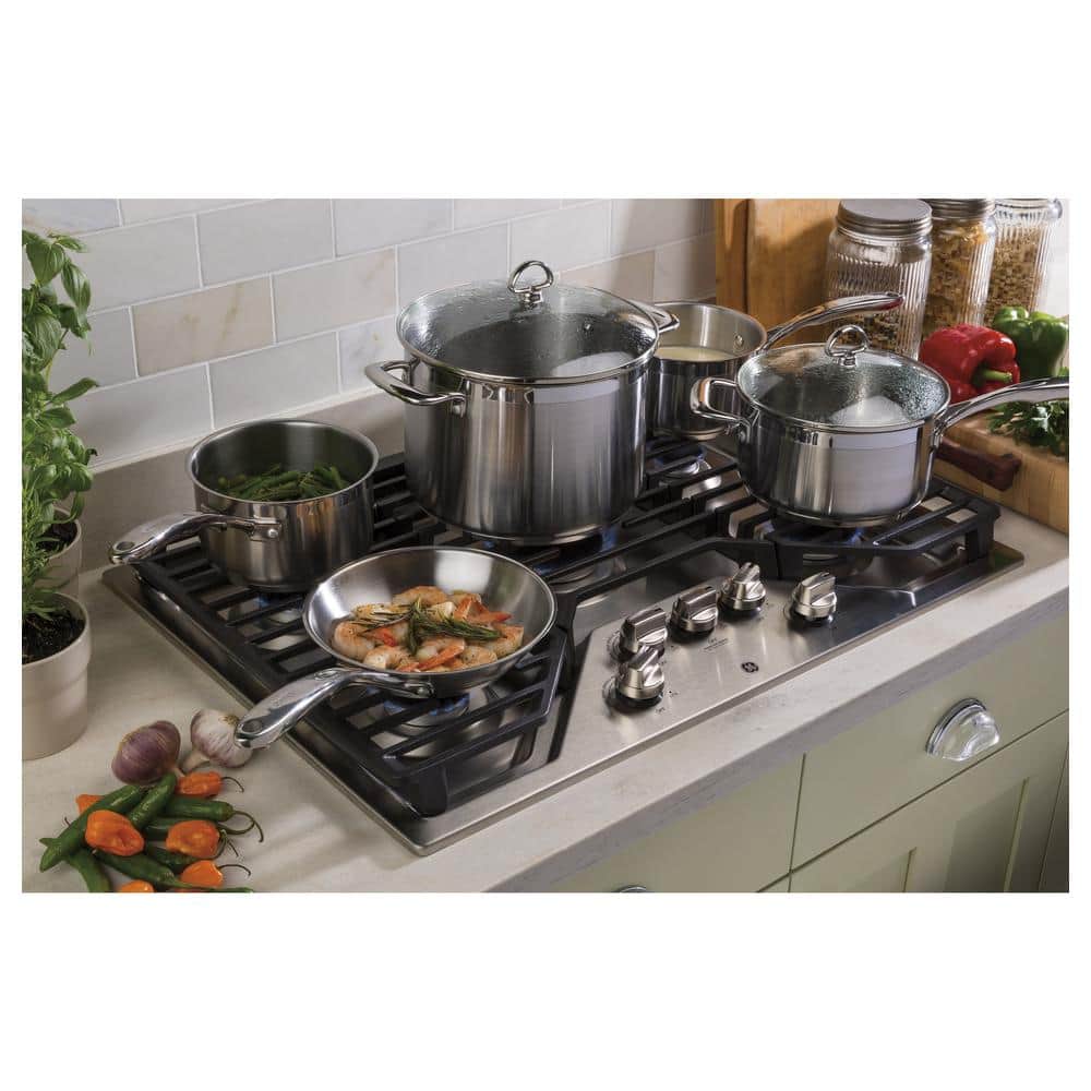 30" Stainless Steel 5-Burner Gas Cooktop with Cast Iron Grates