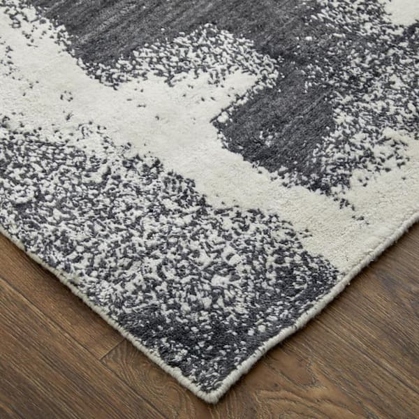2 ft. x 3 ft. Black and Gray Abstract Hand Woven Area Rug