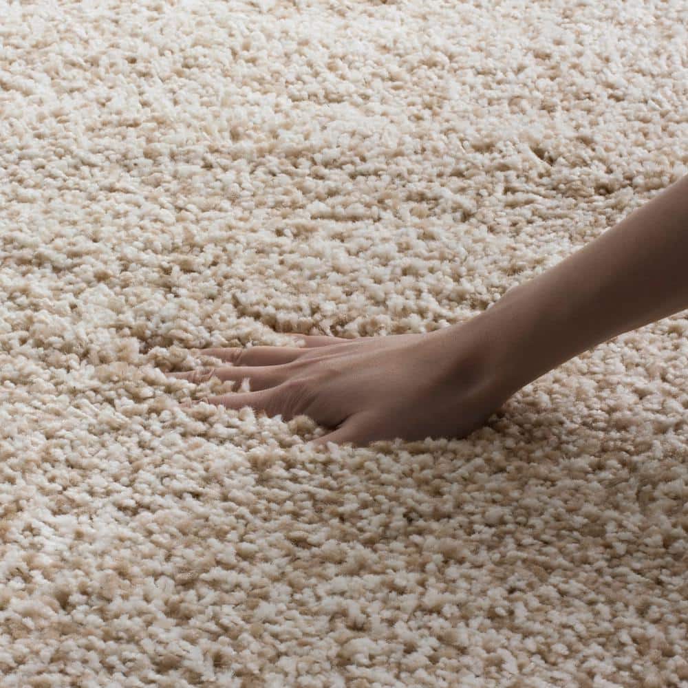 Santa Monica Beige Shag Rug, 4' x 6', Synthetic Blend