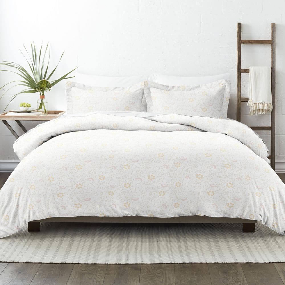 Spring Vines Patterned Performance White King 3-Piece Duvet Cover Set