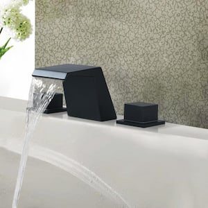2-Handle Deck-Mount Roman Tub Faucet in Matte Black