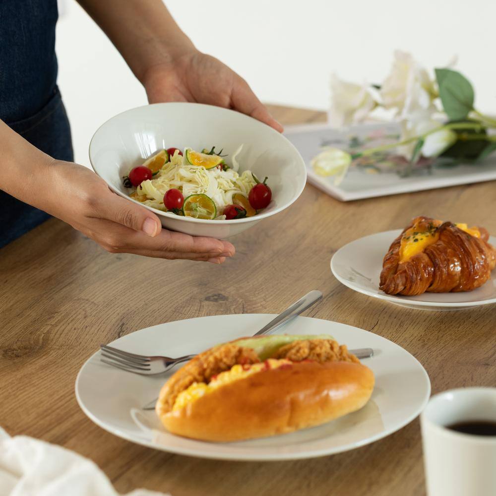 White Ceramic 16-Piece Dinnerware Set for 4