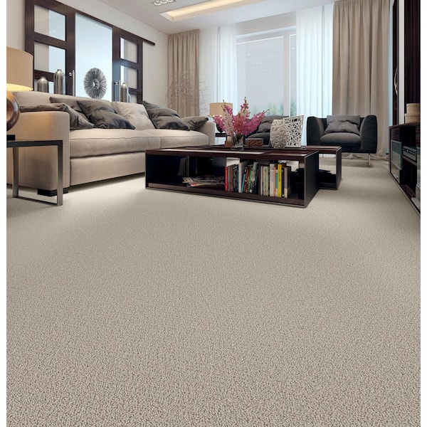 Poppy Color Dolphin Beige 42 oz. SD Polyester Pattern Installed Carpet