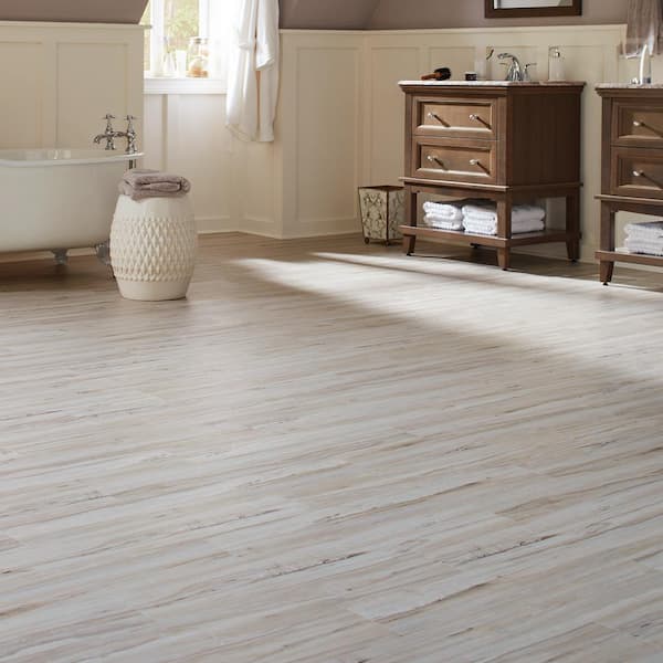 Trafficmaster White Maple 4 Mil X 6 In W 36 L Grip Strip Water Resistant Luxury Vinyl Plank Flooring 24 Sqft Case 97011 The