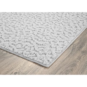 Ivy Silver 4 ft. x 6 ft. Casual Tufted Solid Color Floral Polypropylene Area Rug