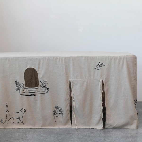 Storied Home White and Black Cotton Blend Tablecloth Playhouse
