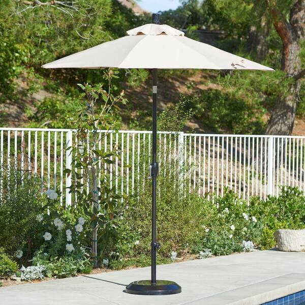 kiwi patio umbrella 7.5' MARKET UMBRELLA, open feature separate within the frame 9 ft Market Umbrellas